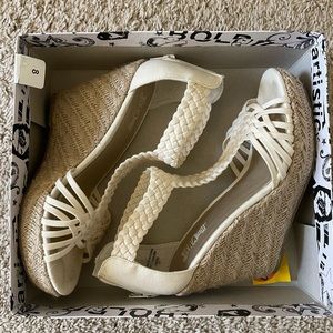 Brash Wedges - Size 8, Cream. Only worn once!